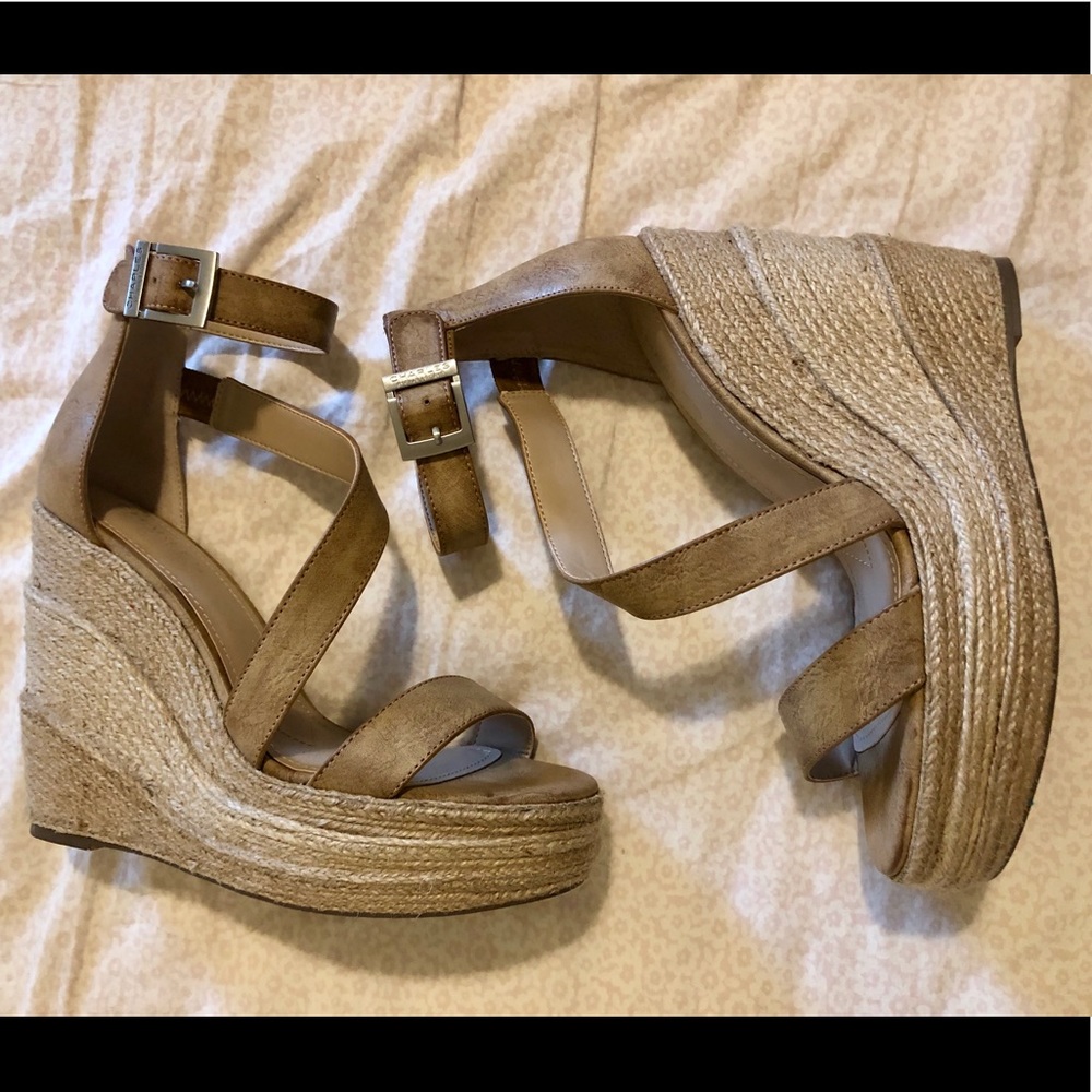 Charles by Charles David wedges